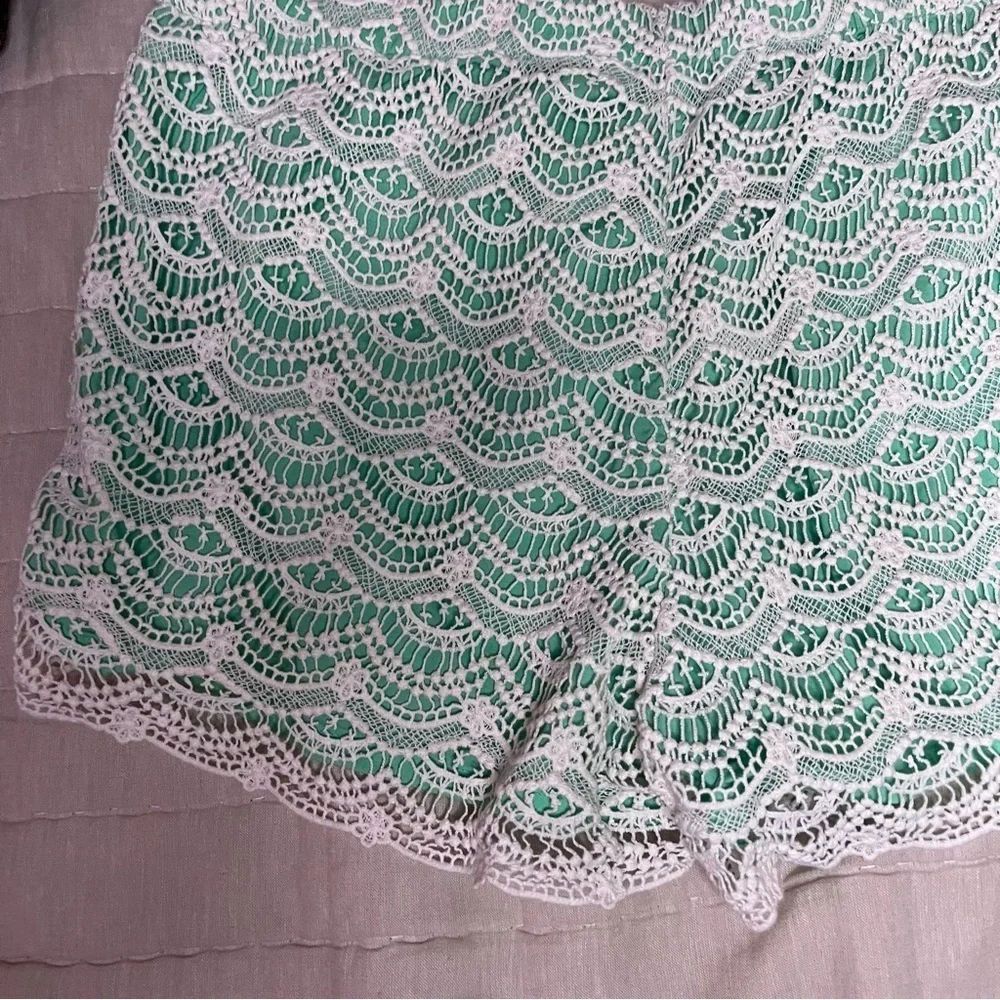 Southern Tide Emma Lace Short in Starboard Size Large
